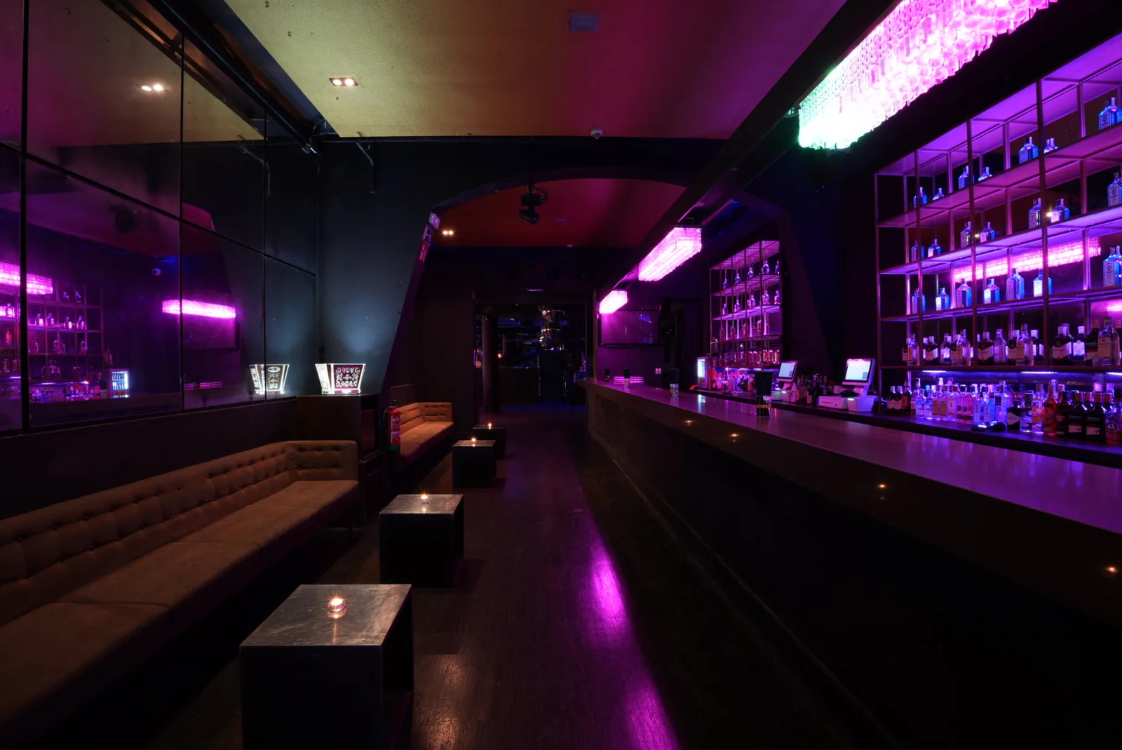 Sala Londres de NexoVenues, discoteca de 250 m² para 350 personas en el Eixample de Barcelona
